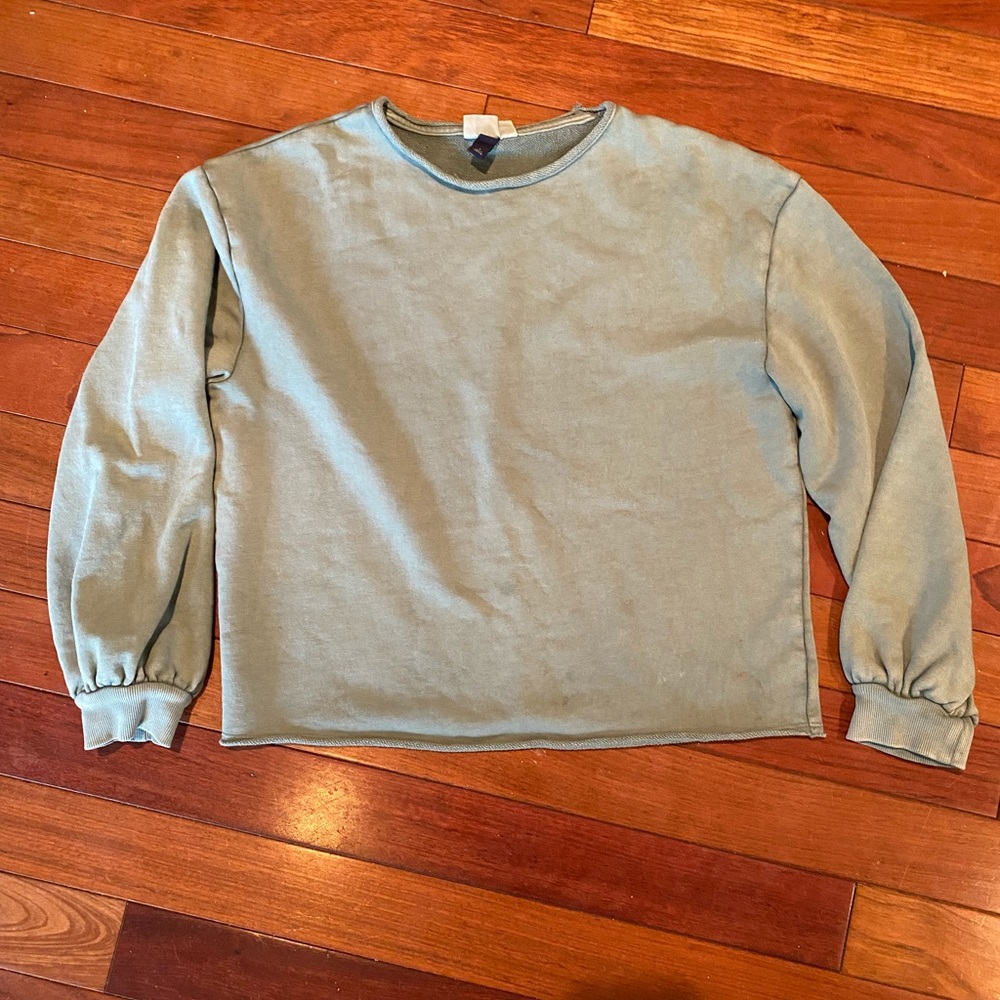 Universal Thread Women’s Green Puff Sleeve Top